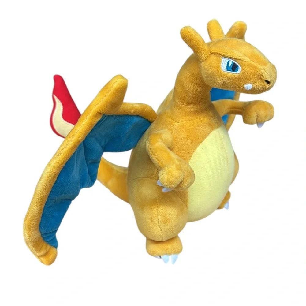 2018 Pokemon Charizard 8.5